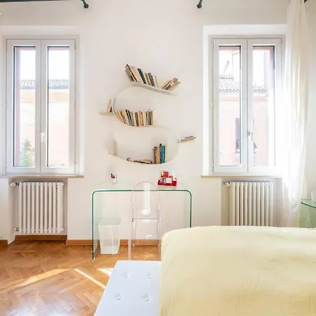 La Casa Di Marina Ferrara