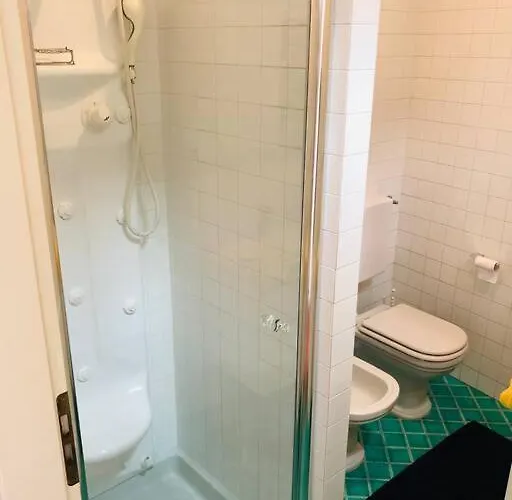 Vicolo Parchetto 9 3*