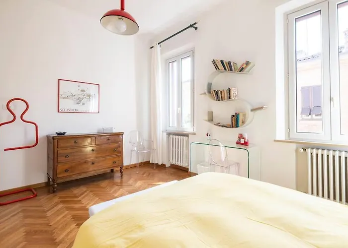 Vicolo Parchetto 9 3*